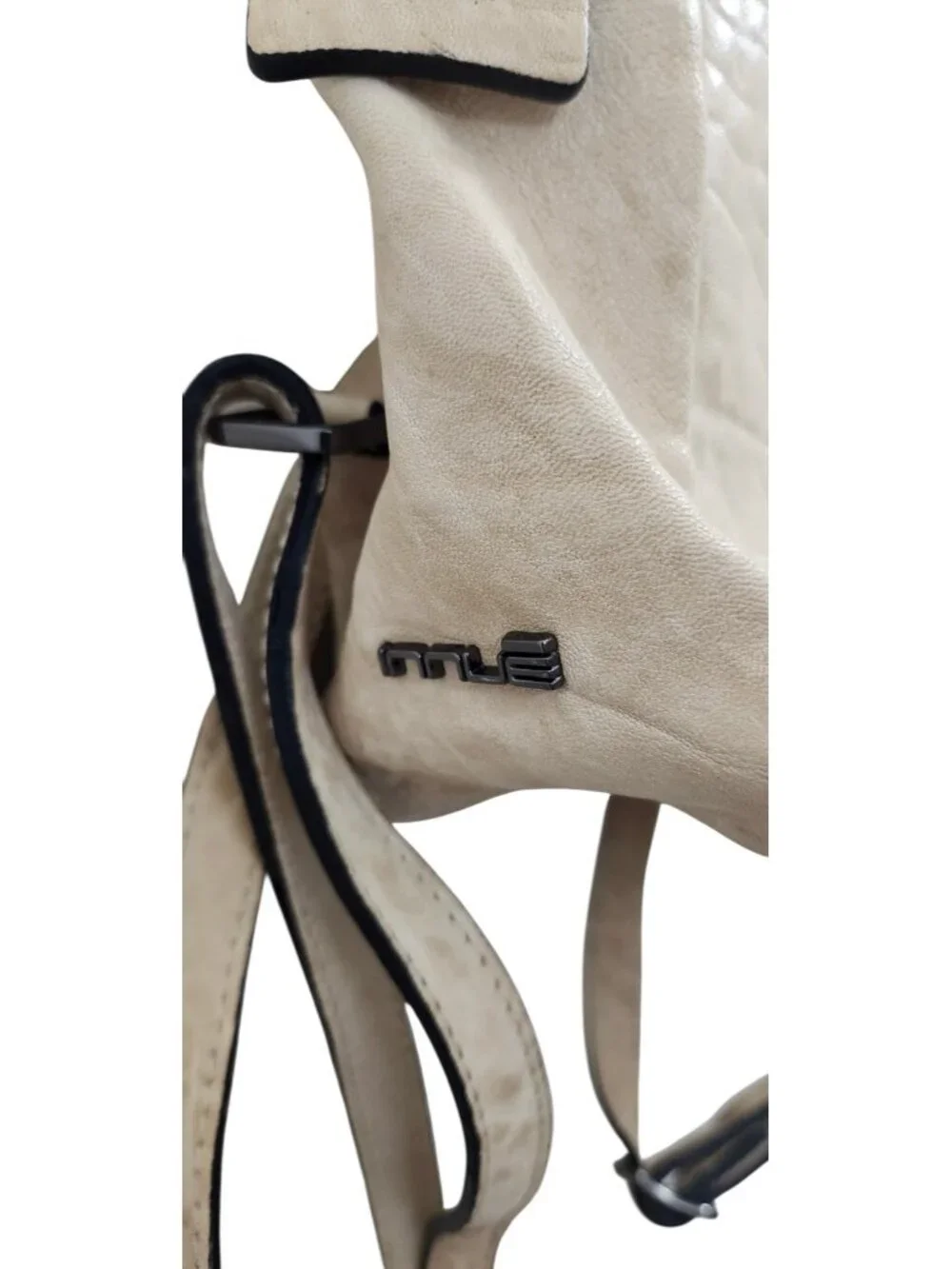 INNUE Made in Italy Ivory Leather Backpack Chain Handle Purse